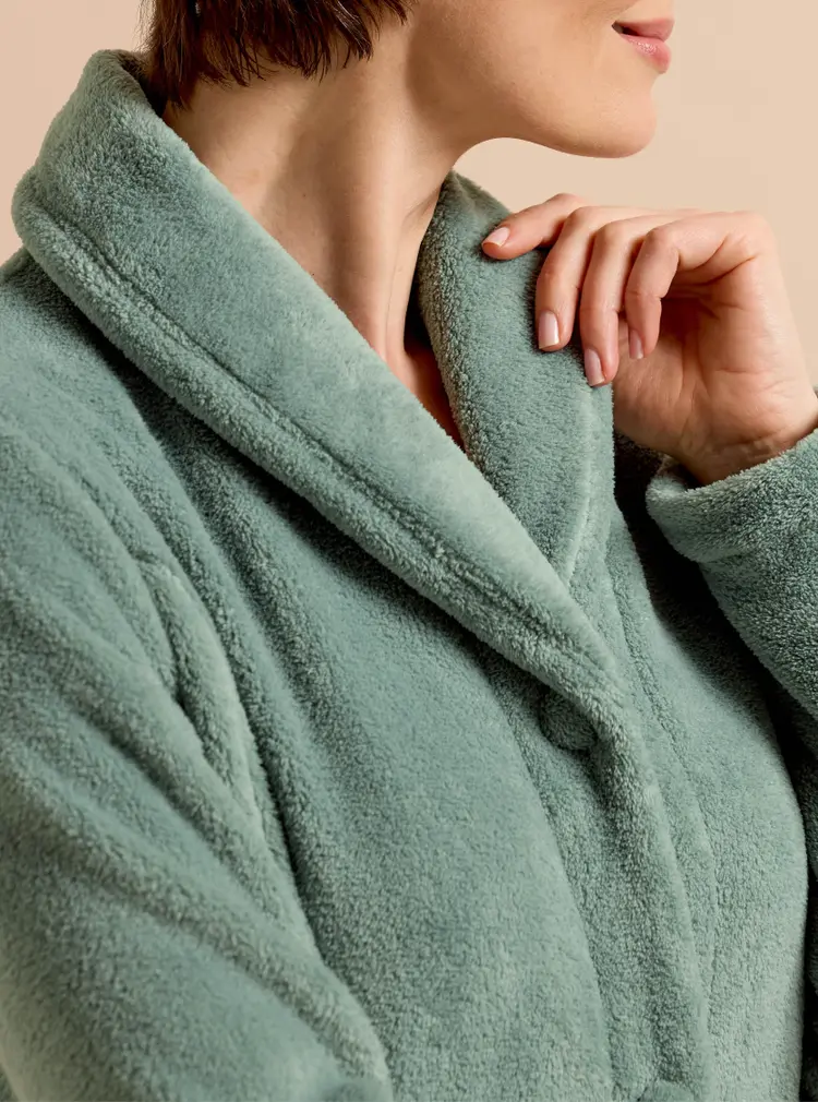 Cosy Button-up Fleece Gown