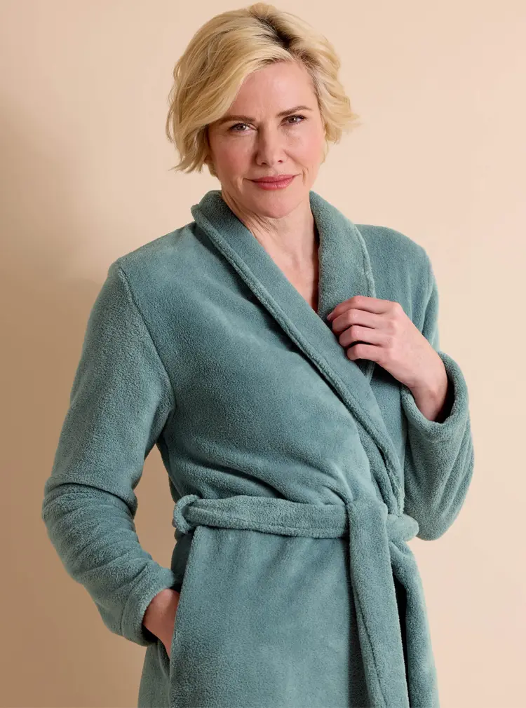 Cosy Wrap Fleece Gown