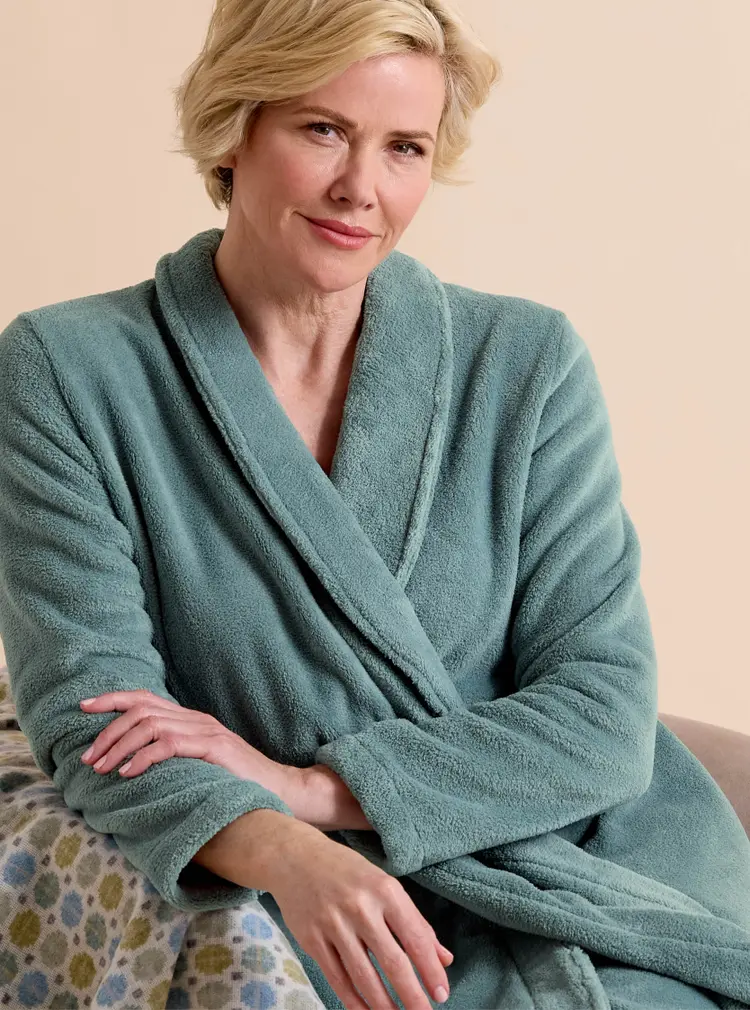 Cosy Wrap Fleece Gown