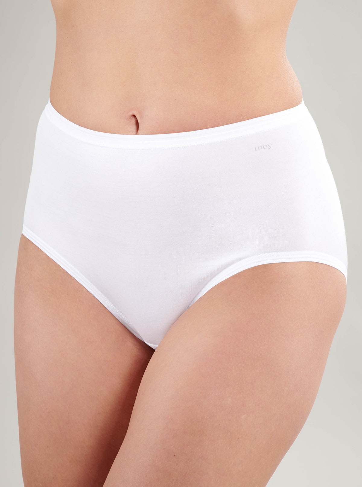 Light Maxi Briefs by Mey