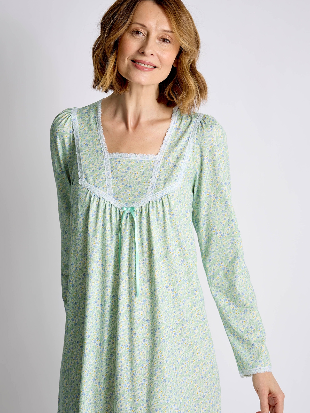 Lace nightwear 2025