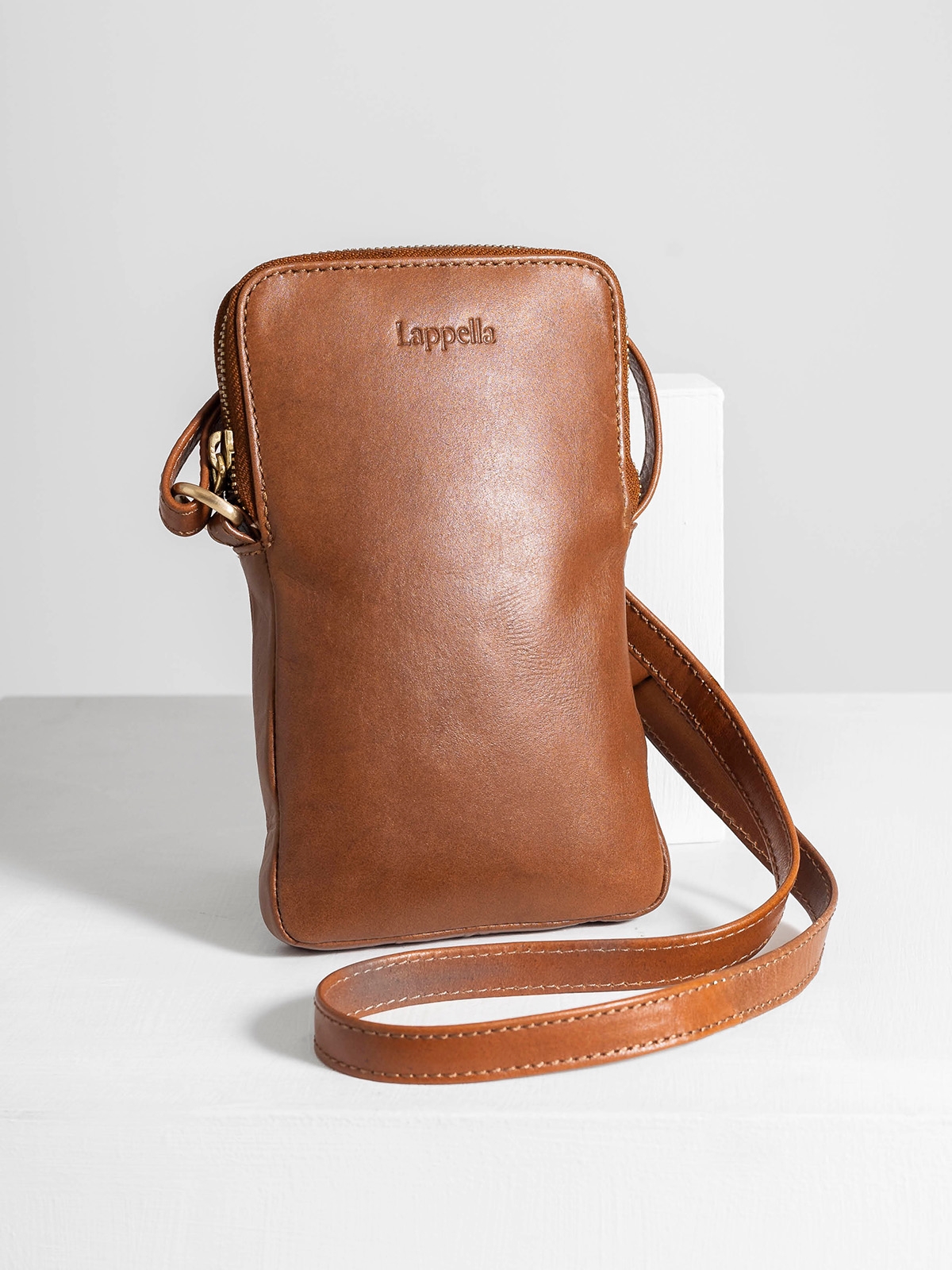 Phone bag luxury outlet