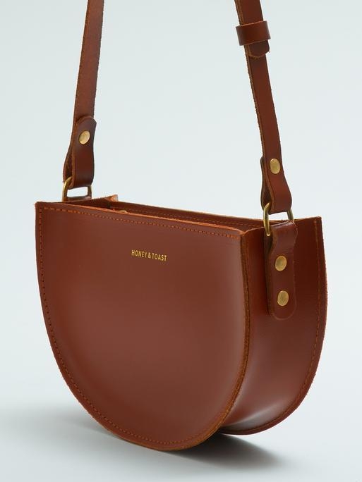 Honey and toast half moon bag shop