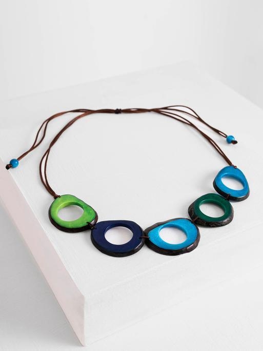 Multi ring necklace hotsell